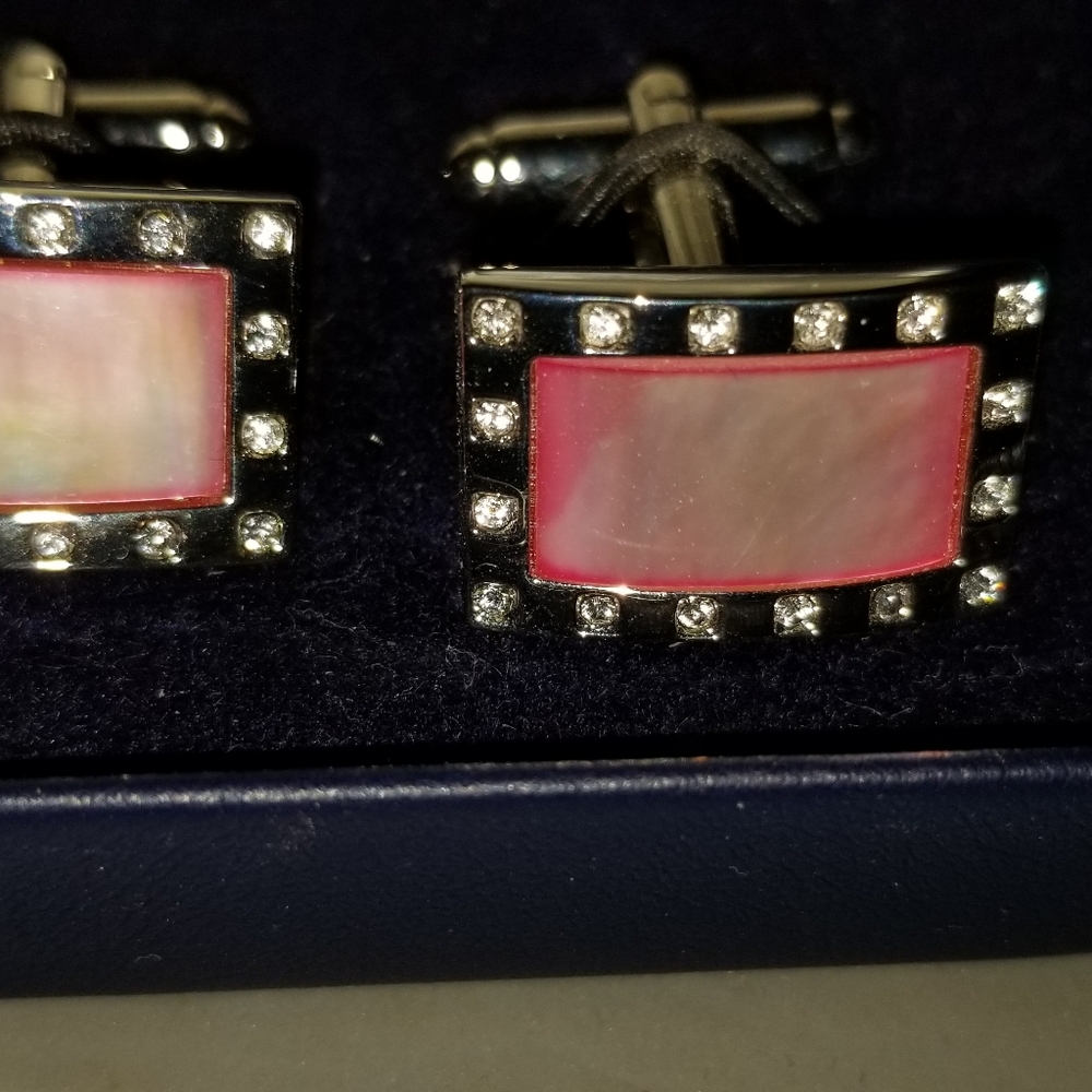 Cuff links